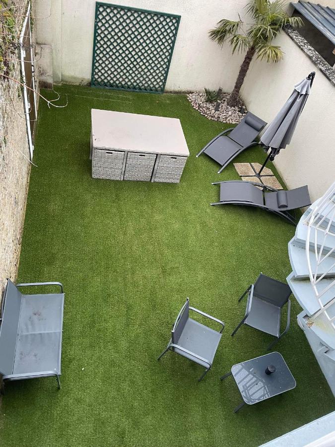 Anselme, F2 Duplex Avec Cour Commune Et Proche De La Mer ,2 Ver-sur-Mer Kültér fotó