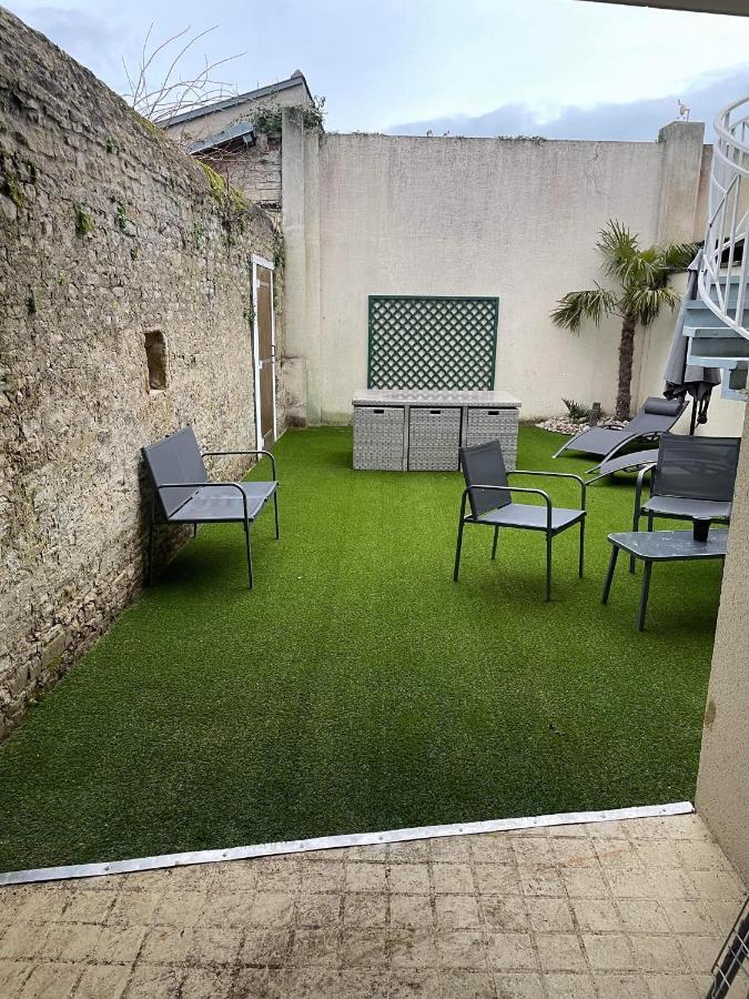 Anselme, F2 Duplex Avec Cour Commune Et Proche De La Mer ,2 Ver-sur-Mer Kültér fotó
